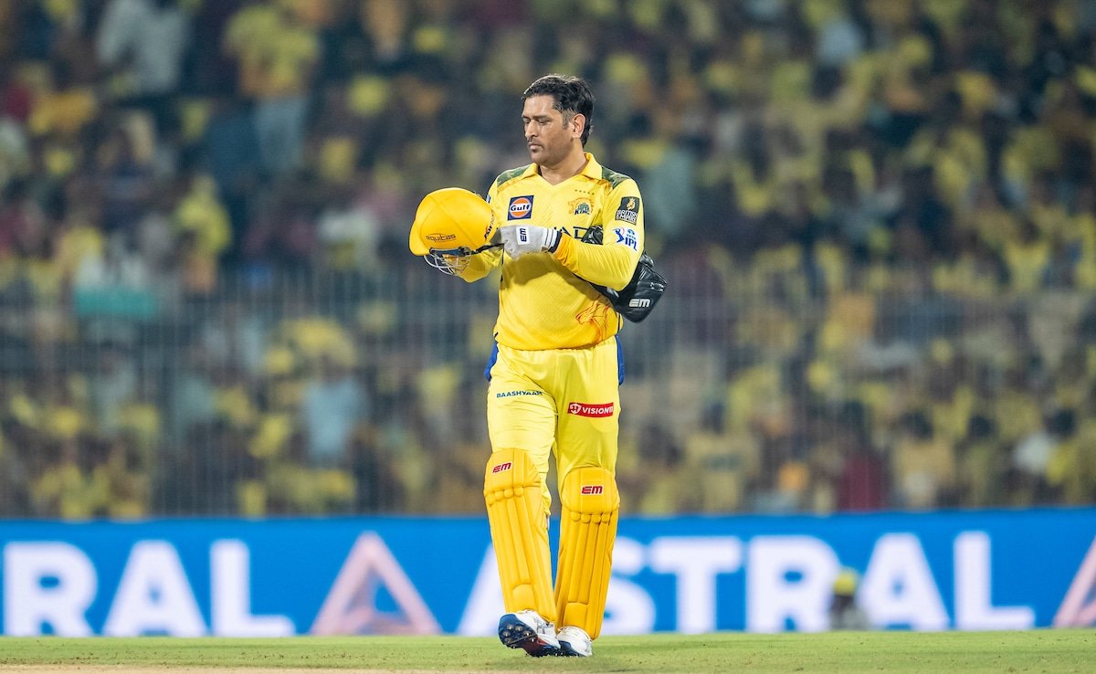 Ms ధోని చారిత్రాత్మక రికార్డును సాధిస్తాడు, ప్రపంచంలో మొదటి ఆటగాడు అవుతాడు ...