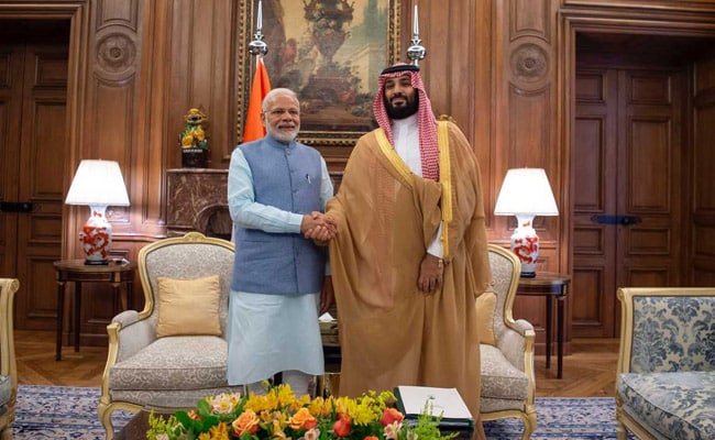 PM మోడీ సౌదీలో "సోదరుడు" మహ్మద్ బిన్ సల్మాన్ ను కలుస్తాడు, కీ ఒప్పందాలు సంతకం చేశాయి