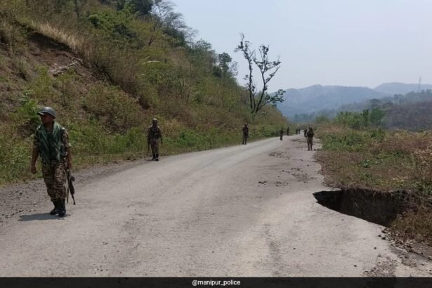 ఆయుధ లైసెన్స్ హోల్డర్లు, డీలర్ల పత్రాలను ధృవీకరించడానికి మానిపూర్
