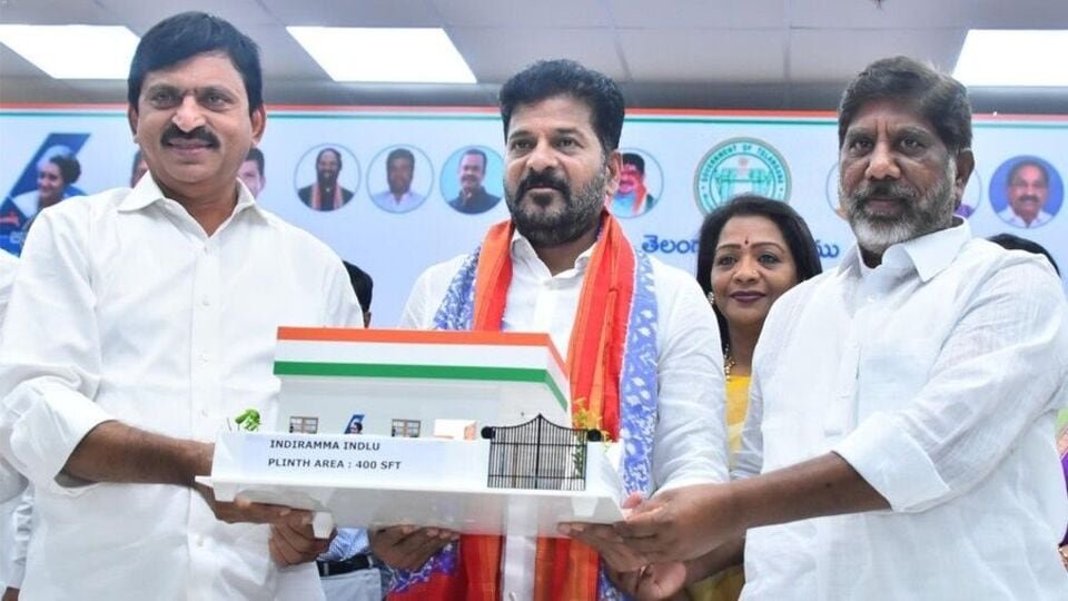 ఇందిరమ్మ ఇండ్లను ఎంత ఎంత విస్తీర్ణంలో .. నిబంధనలు నిబంధనలు ఏం?