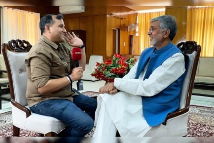 "ఇకపై పోరాటం పిల్లల గురించి మాత్రమే కాదు": నోబెల్ గ్రహీత ముందుకు చూస్తాడు