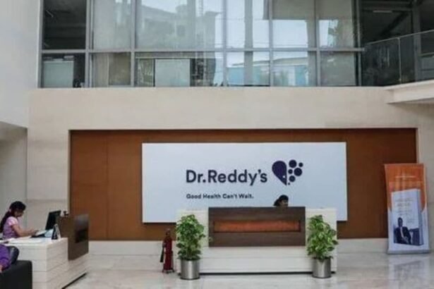 ఉద్యోగులకు షాక్ ఇవ్వనున్న ఇవ్వనున్న హైదరాబాద్‌కు చెందిన దిగ్గజ ఫార్మా కంపెనీ ... 25 శాతం శాతం!