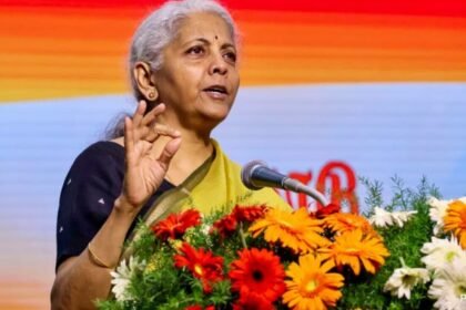 ఎన్ సీతారామన్ తప్పుడు వాదనలను స్పష్టం చేశాడు