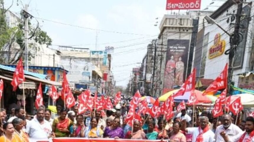 ఏపీ పట్టణాల్లో మళ్లీ పెరిగిన ఆస్తి ఆస్తి పన్ను పన్ను పన్ను, ఐదేళ్లలో 100 శాతం పెంపు పెంపు, ప్రజలపై ప్రజలపై ప్రజలపై అదనంగా .320 కోట్ల.