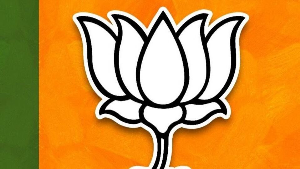 ఏపీ బీజేపీ కొత్త కొత్త సారథి ..? రేసులో 'ఆ నలుగురు' నేతలు .. అధిష్టానం అధిష్టానం ఆశీస్సులు!