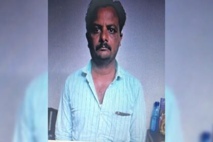 గుజరాత్ మనిషి, భార్య విషం తీసుకున్న తరువాత చనిపోతారు, వారి 3 మంది పిల్లలు ఆసుపత్రి పాలయ్యారు