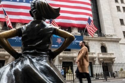 గోల్డ్మన్ సాచ్స్ యుఎస్ మాంద్యం యొక్క అసమానతలను 45% కి పెంచాడు