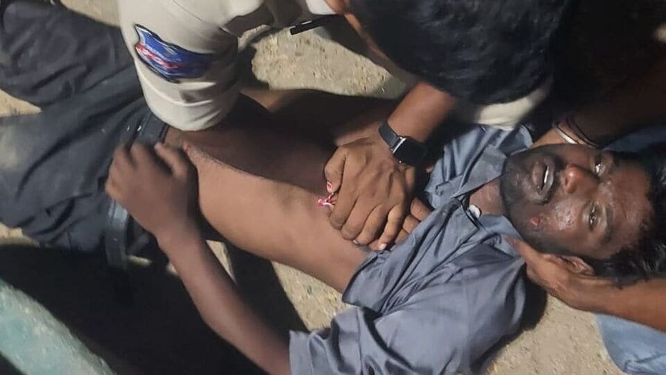 చిచ్చురేపిన సిగరెట్ సిగరెట్ ..