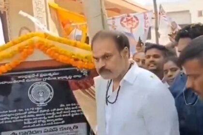 టీడీపీ వర్సెస్ జనసేన .. పిఠాపురంలో పిఠాపురంలో ఆధిపత్య ఆధిపత్య పోరు .. సోషల్ సోషల్ మీడియాలో డైలాగ్ డైలాగ్ డైలాగ్ వార్!