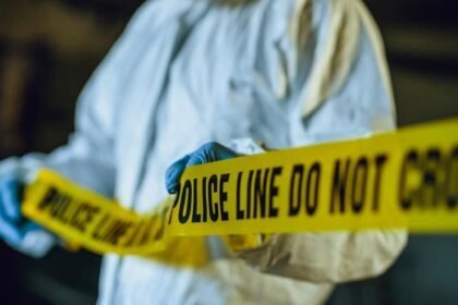 'డబ్బులు వేస్ట్ అవ్వకూడదు' అని అని కేన్సర్ బాధితుడి- భార్యను కూడా కూడా కూడా చంపి చంపి ..