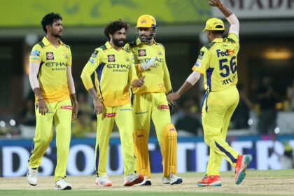 "తక్కువ తక్కువ"
