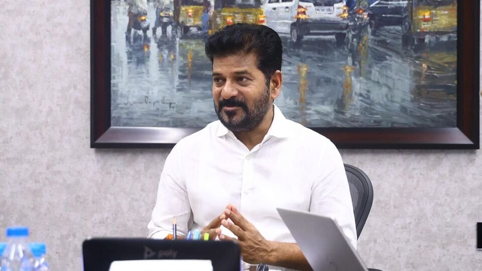 తెలంగాణ వర్షాలు: తెలంగాణలో పలుచోట్ల పలుచోట్ల భారీ వర్షాలు .. సీఎం సీఎం కీలక ఆదేశాలు ఆదేశాలు .. అధికారులు అధికారులు అధికారులు అధికారులు