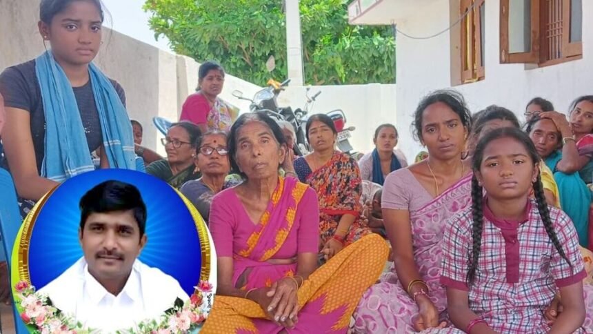 నాలుగు లక్షలు తీసుకుని దుబాయ్ ఏజెంట్ మోసం మోసం, సిద్దిపేట జిల్లాలో యువరైతు యువరైతు ఆత్మహత్య