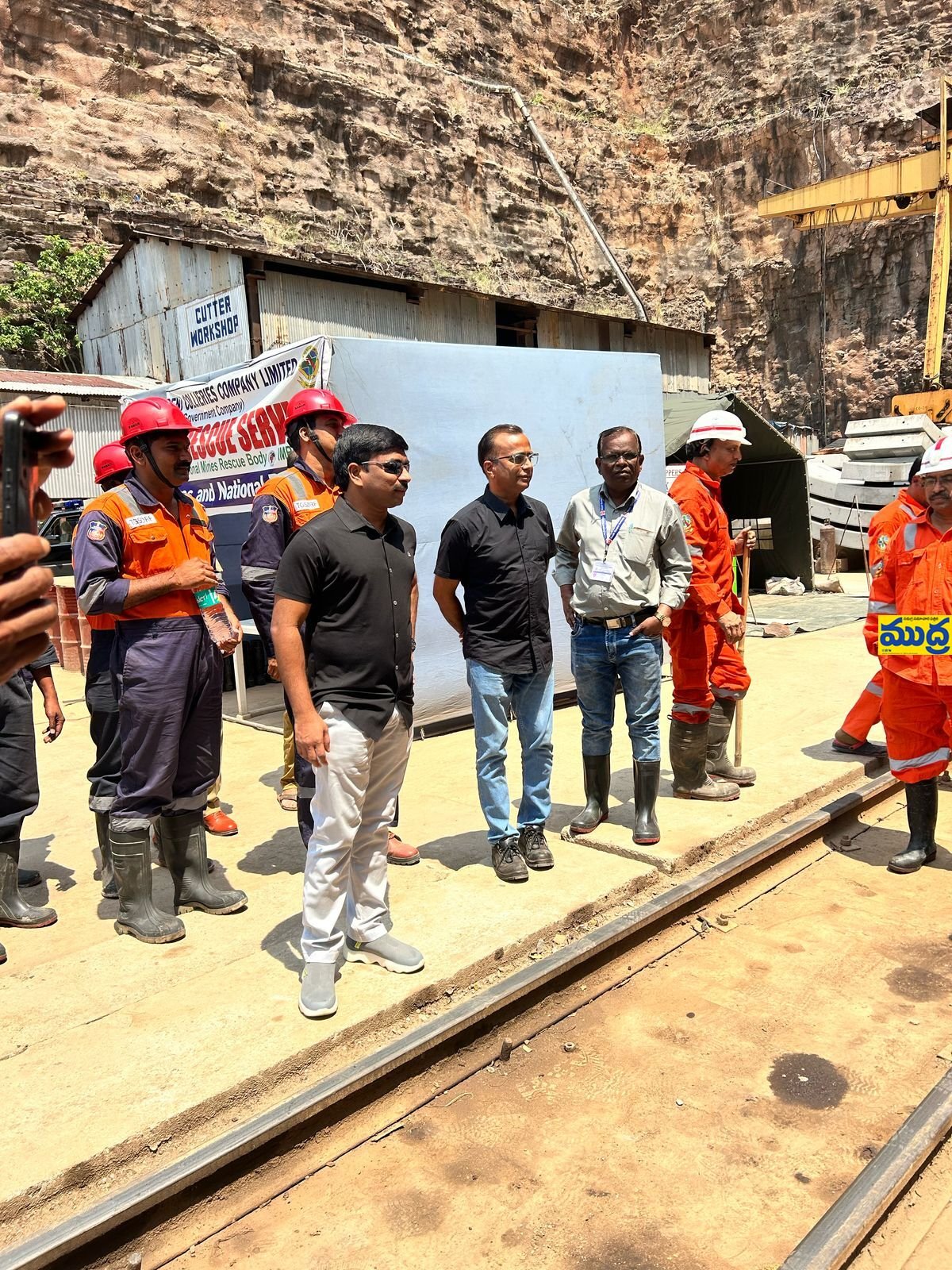 నిర్విరామంగా కొనసాగుతున్న సహాయక సహాయక - ముద్రా న్యూస్