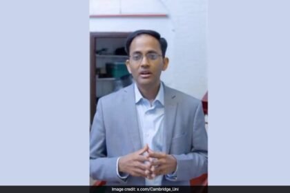 పరాయి జీవితాన్ని కనుగొన్న భారతీయ-మూలం శాస్త్రవేత్త