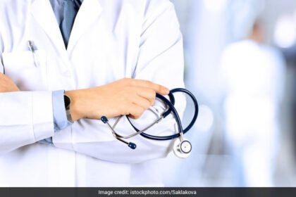 పోస్ట్ గ్రాడ్యుయేట్ మెడికల్ విద్యార్థులను చార్ ధామ్ యాత్ర సమయంలో నియమించాలి