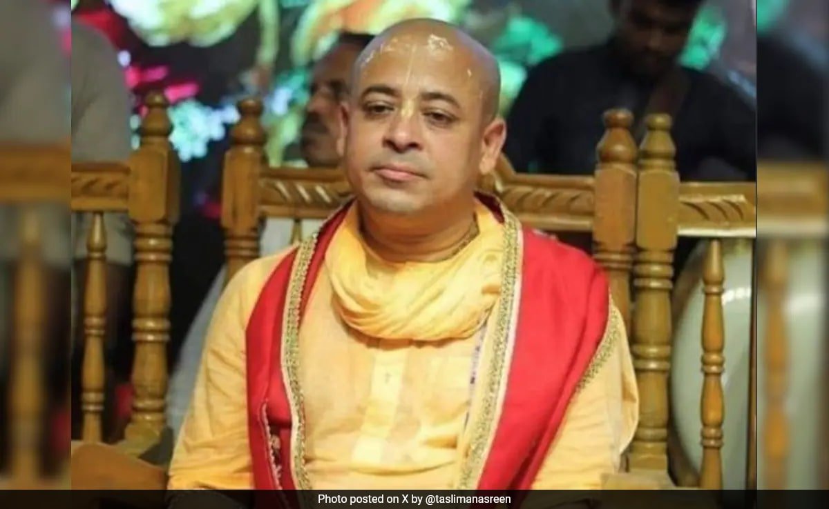 బంగ్లాదేశ్ సుప్రీంకోర్టు ఆదేశాలు హిందూ సన్యాసి చిన్మోయ్ దాస్‌కు బెయిల్‌పై ఉంటాయి