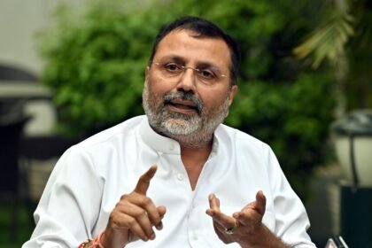 "మతపరమైన యుద్ధాలను ప్రేరేపించడానికి సుప్రీంకోర్టు బాధ్యత": బిజెపి ఎంపి నిషికంత్ దుబే