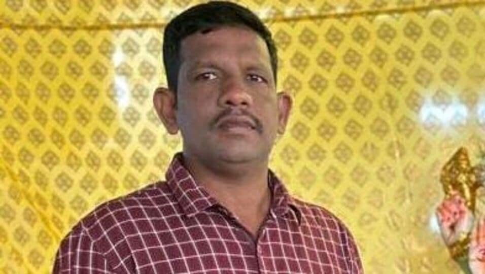 మహాబుబాబాద్ నేరం: మహబూబాబాద్ మహబూబాబాద్ జిల్లాలో సూపర్‌వైజర్ హత్య హత్య .. గొడ్డళ్లతో నరికి చంపిన చంపిన దుండగులు