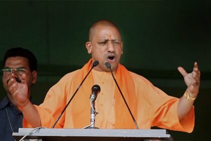 యోగి ఆదిత్యనాథ్ పోప్ ఫ్రాన్సిస్ మరణం