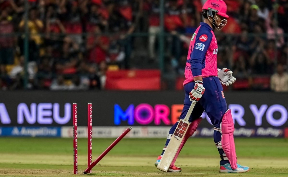 రాజస్థాన్ రాయల్స్‌పై క్రూరమైన తీర్పులో సునీల్ గవాస్కర్ రాహుల్ ద్రవిడ్ నమాయిపోయాడు: "ink హించలేని క్రికెట్ ..."