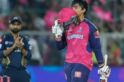 వైభవ్ సూర్యవాన్షి, 14, రాజస్థాన్ రాయల్స్ వర్సెస్ గుజరాత్ టైటాన్స్ కోసం 35-బంతి టన్నులను స్లామ్ చేస్తాడు, భారీ ప్రపంచ రికార్డును బద్దలు కొట్టారు