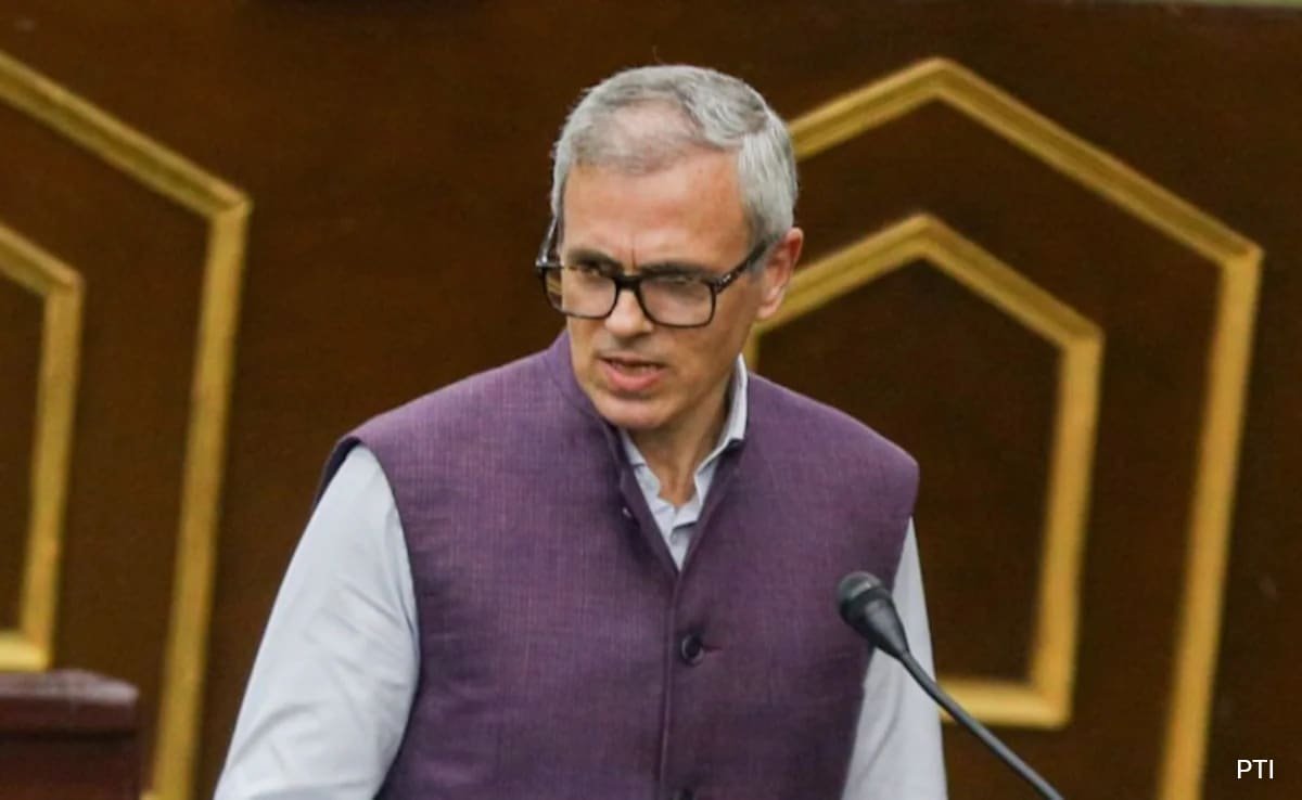 సింధు నీటి ఒప్పందం J & K: ఒమర్ అబ్దుల్లా ప్రజలకు "అత్యంత అన్యాయమైన పత్రం"
