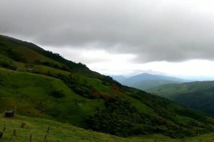 "సేక్రేడ్ హిల్" కు తీర్థయాత్రను ఆపడానికి ముప్పును మీటీ బాడీ ఖండించింది, కుకి గ్రూపులు "బఫర్ జోన్" ను దాటలేవు