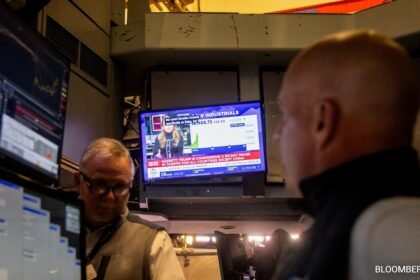 స్టాక్ మార్కెట్లను కదిలించిన 15 నిమిషాలు