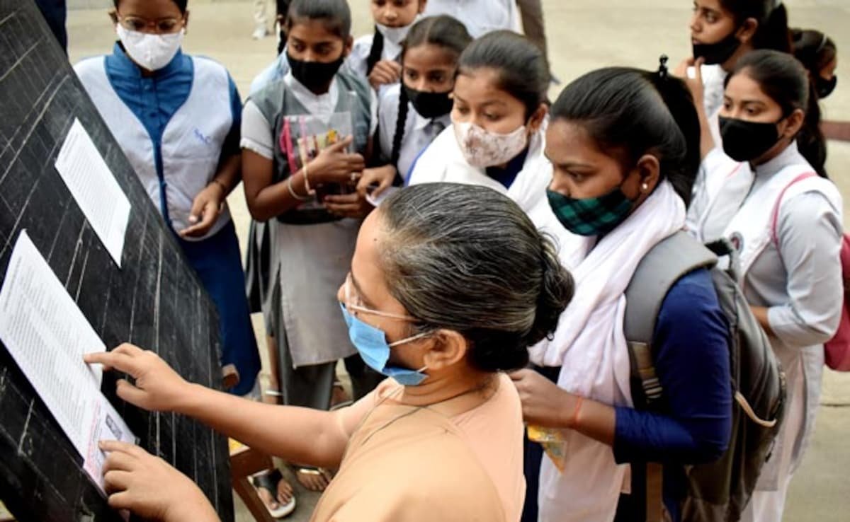 AP SSC 2025 సప్లిమెంటరీ హాల్ టిక్కెట్లు విడుదల చేయబడ్డాయి, డౌన్‌లోడ్ చేయడానికి దశలను తనిఖీ చేయండి