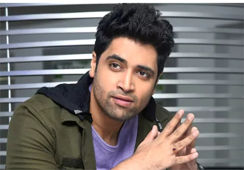 అడవి శేషు డైలాగ్ హైలెట్..ఎవరు మోసం మోసం చెయ్యలేదు