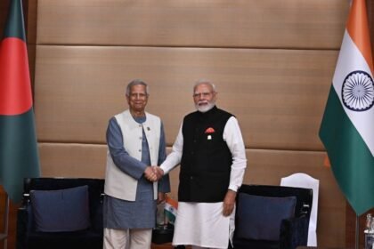 అధికారిక సంబంధాల మధ్య