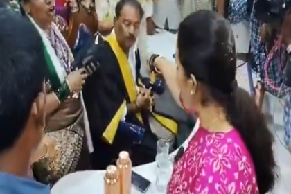 అవినీతి ఆరోపణలతో కడప మేయర్‌ .. మాచర్ల మాచర్ల మునిసిపల్ ఛైర్మన్‌లపై అనర్హత వేటు వేటు .. మునిసిపల్ శాఖ కార్యదర్శి కార్యదర్శి ఉత్తర్వులు