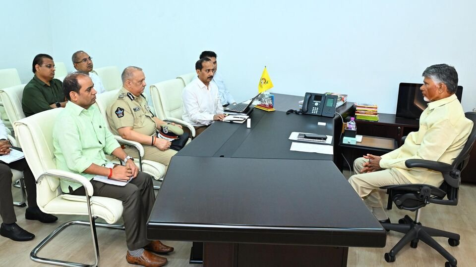 ఏపీలో దేవాదాయ శాఖకు శాఖకు దిక్కు దిక్కు… ఐఏఎస్‌ల ఐఏఎస్‌ల ఇన్‌ఛార్జిలకు బాధ్యతలు బాధ్యతలు బాధ్యతలు, అధ్యాత్మికత కంటే ఆదాయంపైనే మక్కువ మక్కువ ..