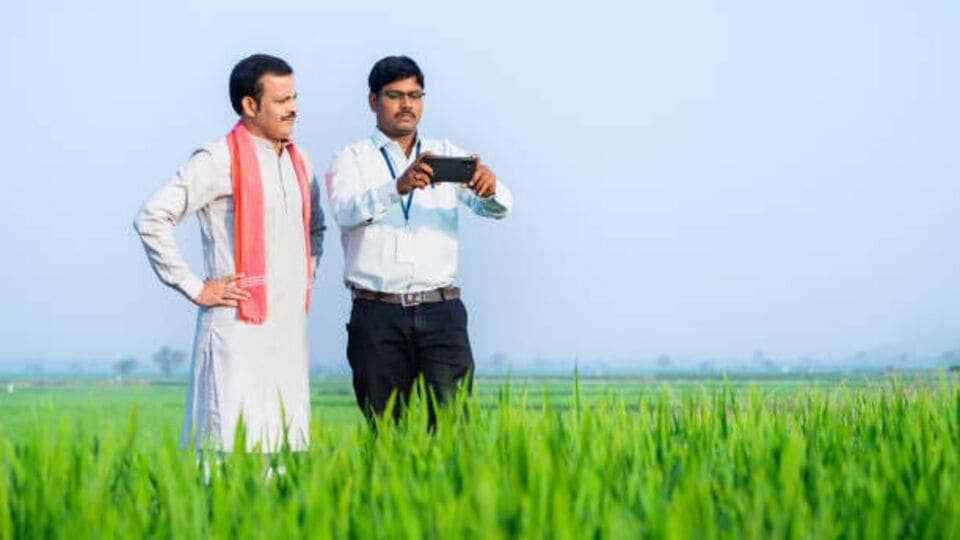 జూన్ 2 నుంచి రంగంలోకి 'గ్రామ గ్రామ పాలన' .. వీరు వీరు ఏం చేస్తారు .. 8 ముఖ్యమైన ముఖ్యమైన ముఖ్యమైన
