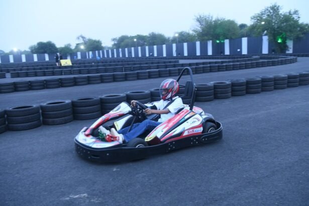 టర్బో ట్రాక్ అనే కొత్త గో-కార్ట్ సౌకర్యం గురుగ్రామ్‌లో ప్రారంభమైంది