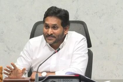 నాడు విస్మరించి .. నేడు విజయవాడ విజయవాడ-గుంటూరు రాగం ఆలపించడం వెనుక జగన్‌ ఆలోచన ఏమిటి?