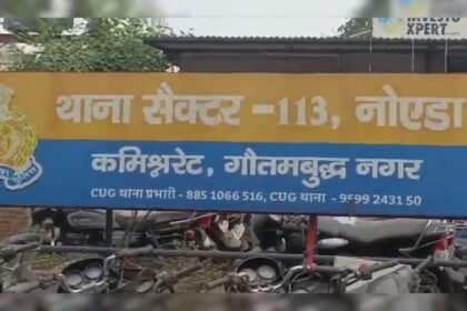 నోయిడా టీన్ పొరుగు ఇంటి లోపల వేలాడుతున్నట్లు గుర్తించారు, కుటుంబం హత్య ఆరోపించింది: పోలీసులు