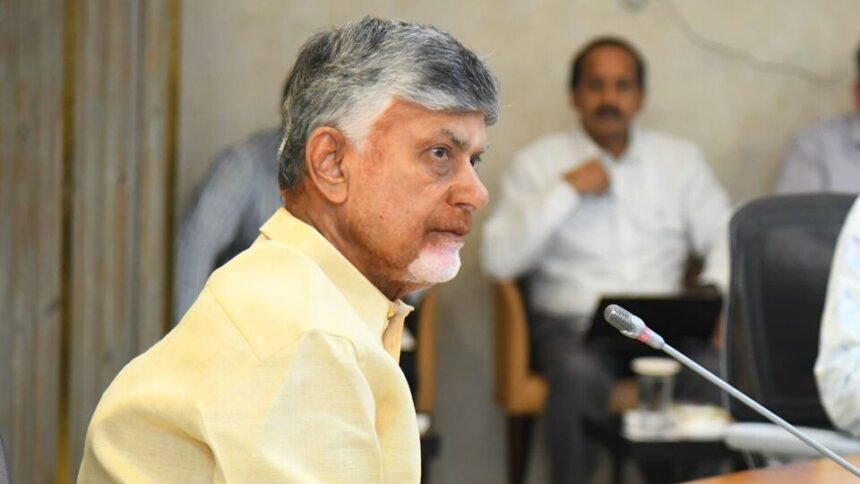 'బనకచర్లతో పక్క రాష్ట్రాలకు ఇబ్బంది ఇబ్బంది లేదు - అనుమతులు రాగానే పనులు పనులు ప్రారంభిస్తాం - సీఎం సీఎం సీఎం