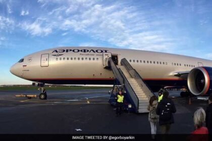 బ్యాంకాక్ నుండి మాస్కోకు ఏరోఫ్లోట్ ఫ్లైట్ Delhi ిల్లీలో అత్యవసర ల్యాండింగ్ చేస్తుంది