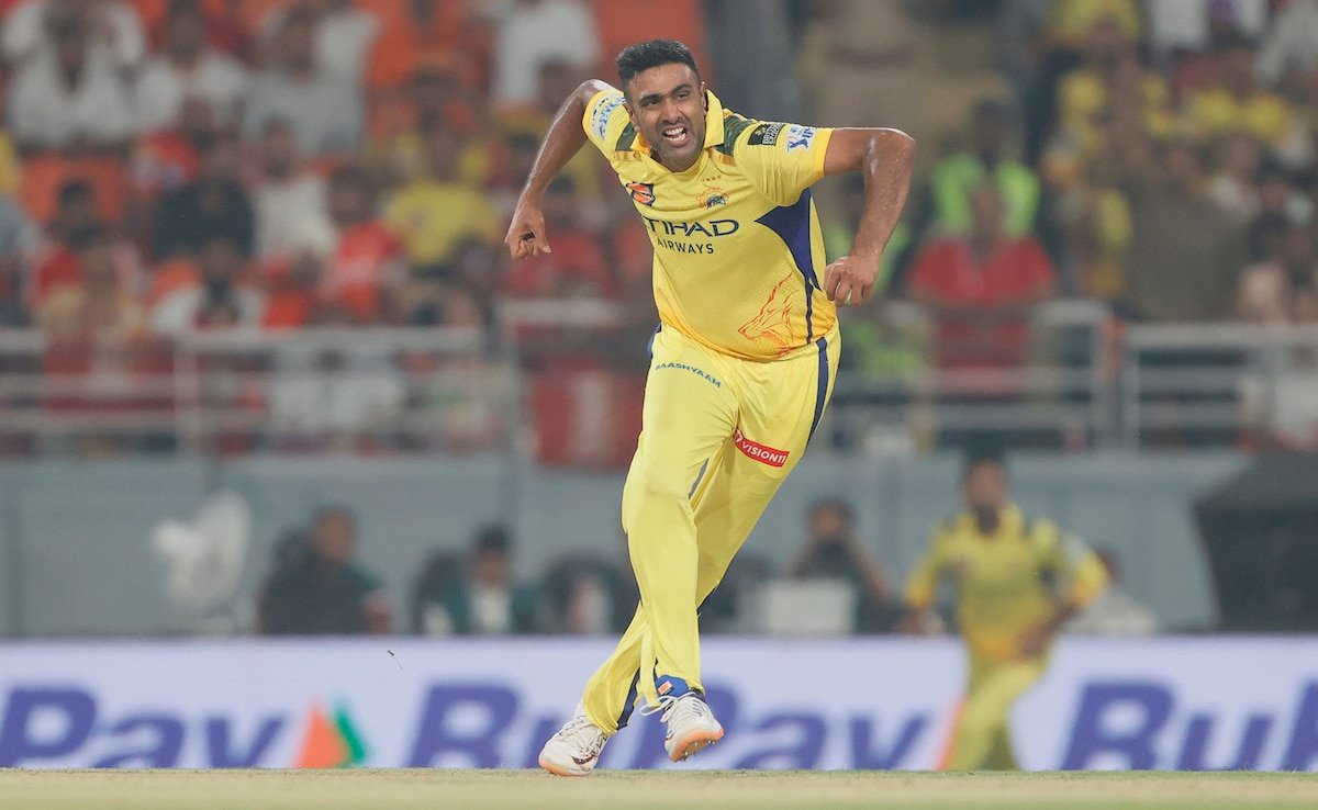 రవిచంద్రన్ అశ్విన్, స్మృతి మంధనా పాకిస్తాన్‌తో ఉద్రిక్తత మధ్య భారత సైన్యానికి సంఘీభావం చూపిస్తుంది