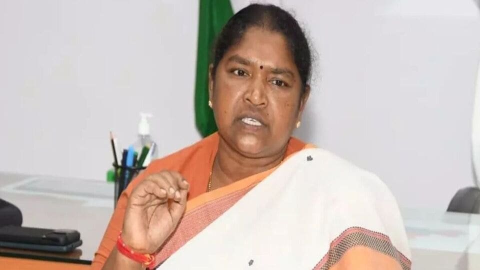రాజీవ్ యువ వికాసంపై వికాసంపై అప్డేట్, జూన్ 2 లబ్దిదారులకు మంజూరు పత్రాలు పత్రాలు