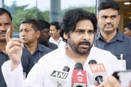 రోహింగ్యా స్థానిక యువతకు ఉద్యోగ అవకాశాలను స్వాధీనం చేసుకోవడం: పవన్ కళ్యాణ్