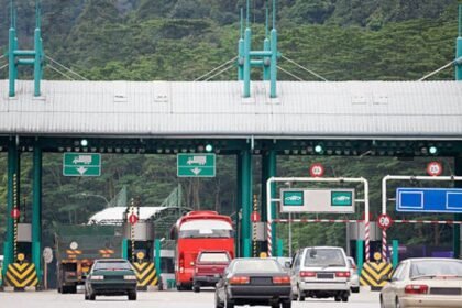 వాహనదారులకు అలర్ట్ .. శాటిలైట్ ద్వారా ద్వారా టోల్ వసూలు .. ఈ కొత్త విధానం గురించి గురించి?