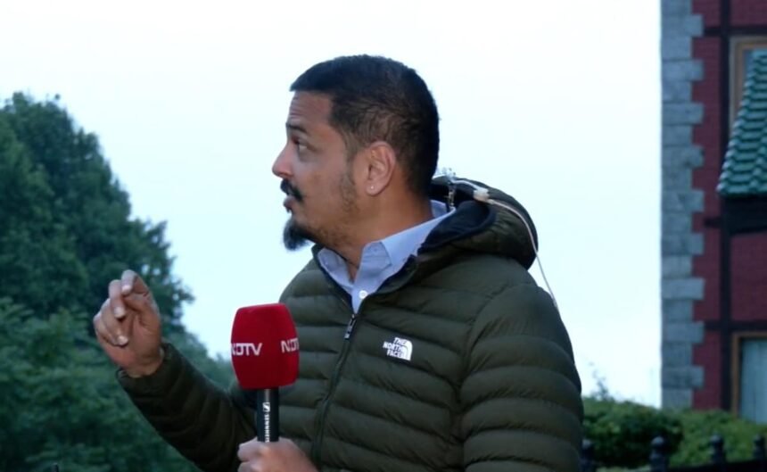 శ్రీనగర్లో ఎన్డిటివి లైవ్ రిపోర్ట్ సందర్భంగా బహుళ పేలుళ్లు