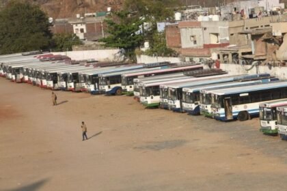 సరస్వతీ పుష్కరాలకు విజయవాడ విజయవాడ నుంచి ఏపీఎస్‌ఆర్టీసీ ప్రత్యేక ప్రత్యేక బస్సులు .. బుక్‌ బుక్‌ చేసుకోండి చేసుకోండి ఇలా ..