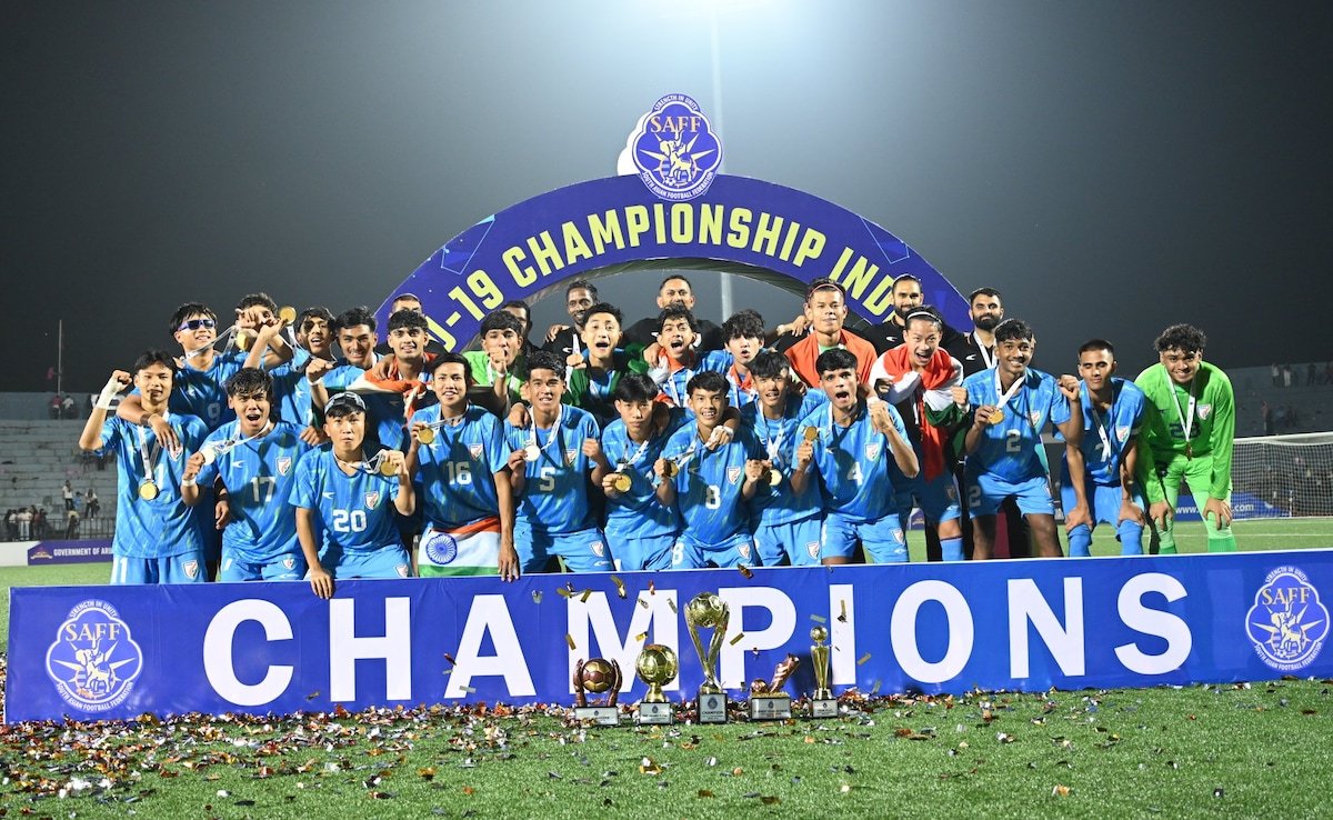 సాఫ్ U19 ఛాంపియన్‌షిప్‌ను నిలుపుకోవటానికి భారతదేశం పెనాల్టీలపై బంగ్లాదేశ్‌ను ఓడించింది