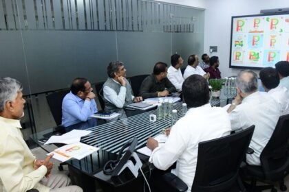 ఆగస్ట్ 15 కల్లా 15 లక్షల కుటుంబాలు దత్తత దత్తత