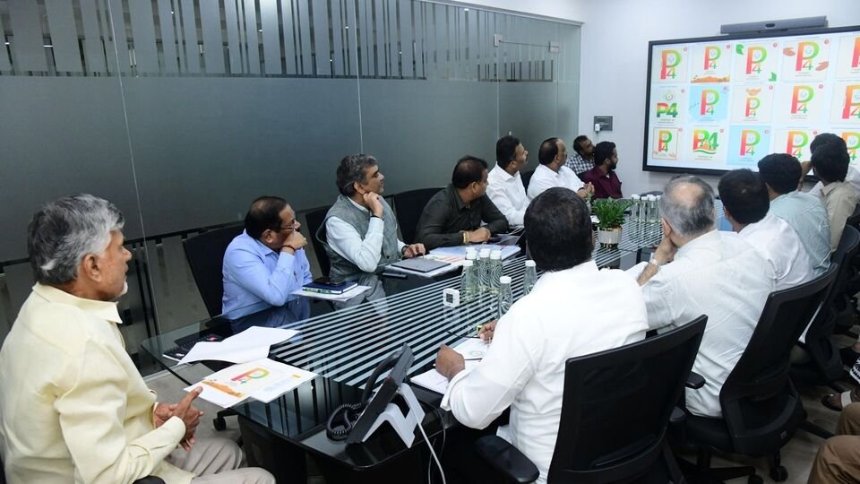 ఆగస్ట్ 15 కల్లా 15 లక్షల కుటుంబాలు దత్తత దత్తత