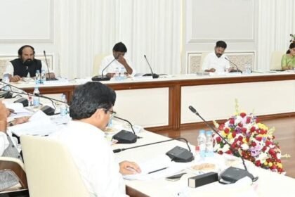 ఆర్‌ఆర్‌ఆర్‌ నిర్మాణానికి గ్రీన్ గ్రీన్ - తెలంగాణ తెలంగాణ కేబినెట్ నిర్ణయాలివే- తెలంగాణ క్యాబినెట్ ఇక్కడ కీలక నిర్ణయాల వివరాలను ఆమోదిస్తుంది, తెలంగాణ తెలంగాణ